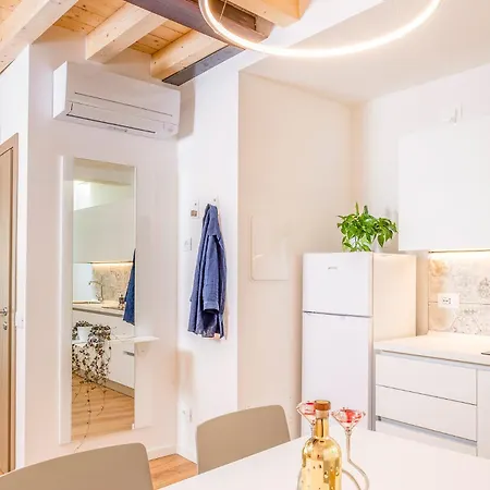 Apartament Casa Zeni *